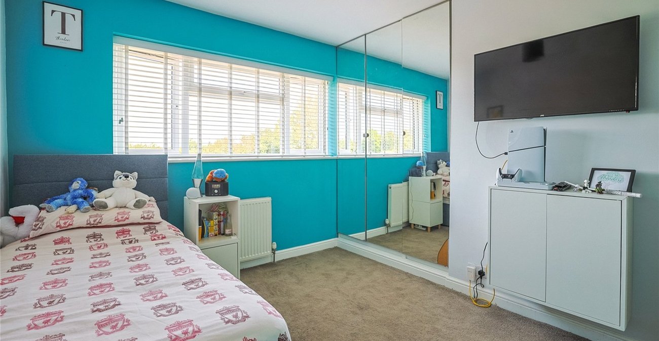 5 bedroom bungalow for sale in Sittingbourne | Robinson Michael & Jackson
