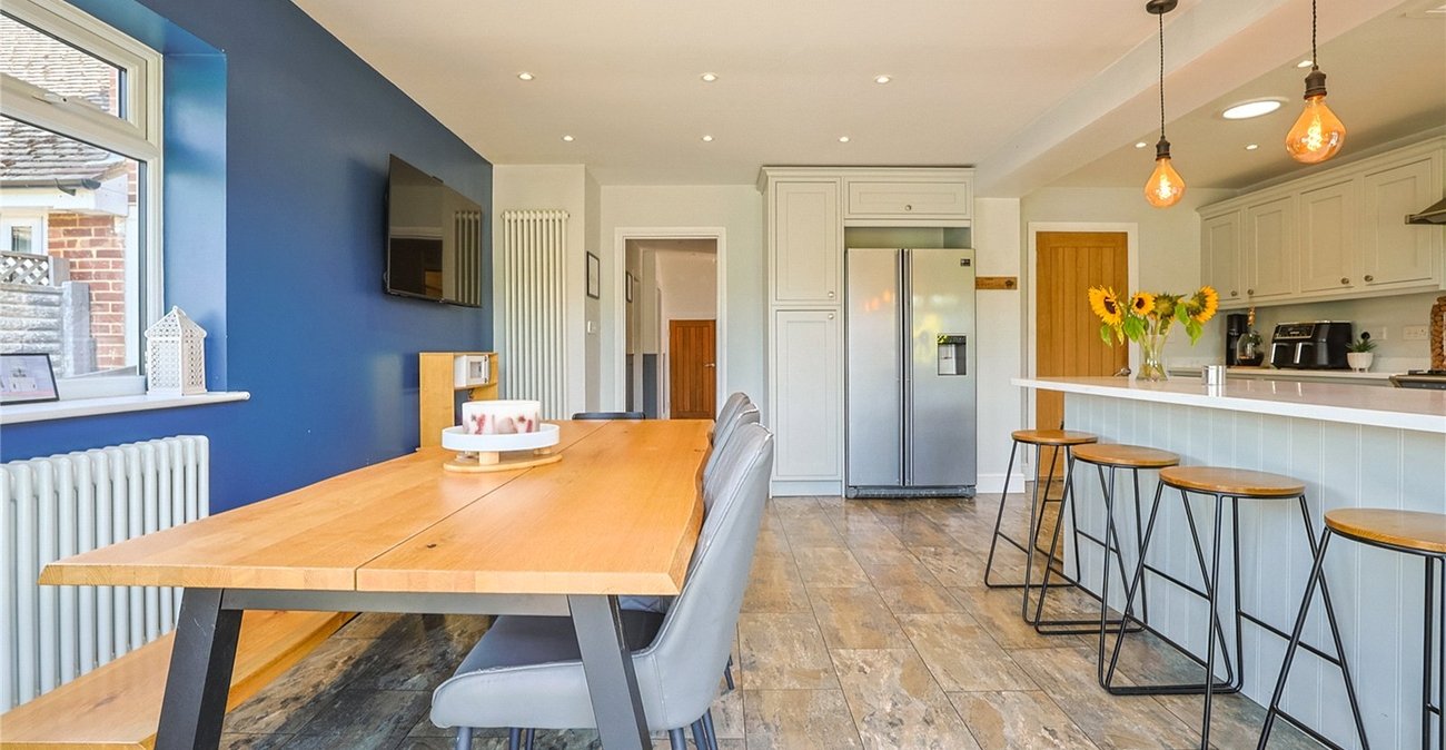 5 bedroom bungalow for sale in Sittingbourne | Robinson Michael & Jackson