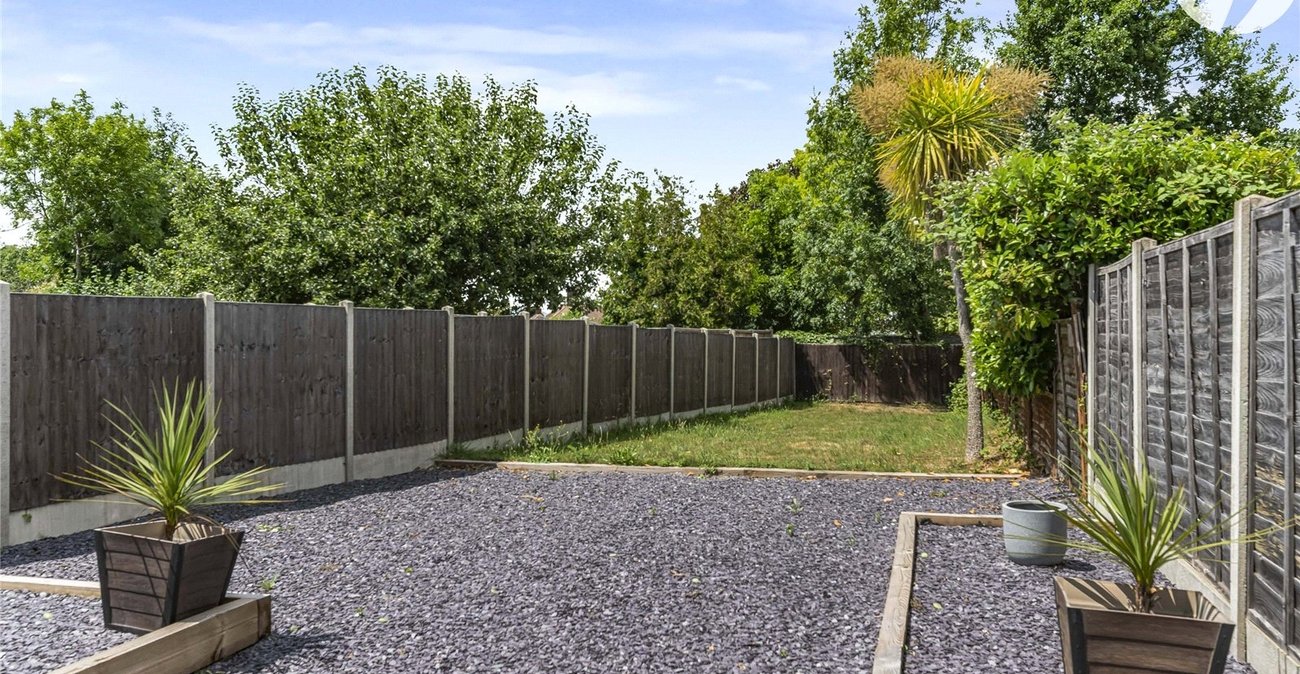 3 bedroom bungalow for sale in Bexley | Robinson Jackson