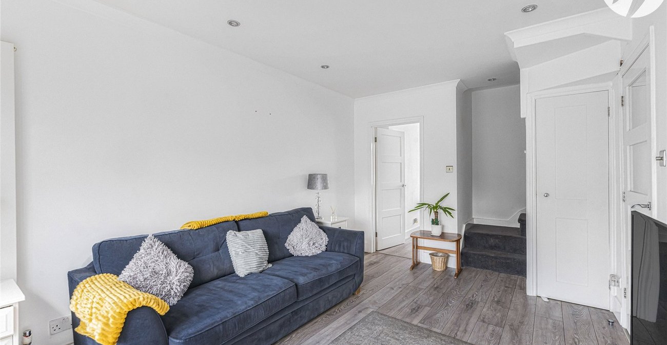 3 bedroom bungalow for sale in Bexley | Robinson Jackson