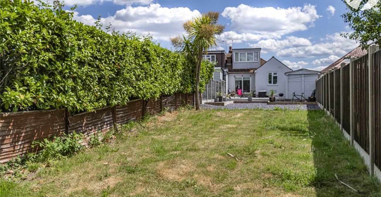 3 bedroom bungalow for sale in Bexley | Robinson Jackson