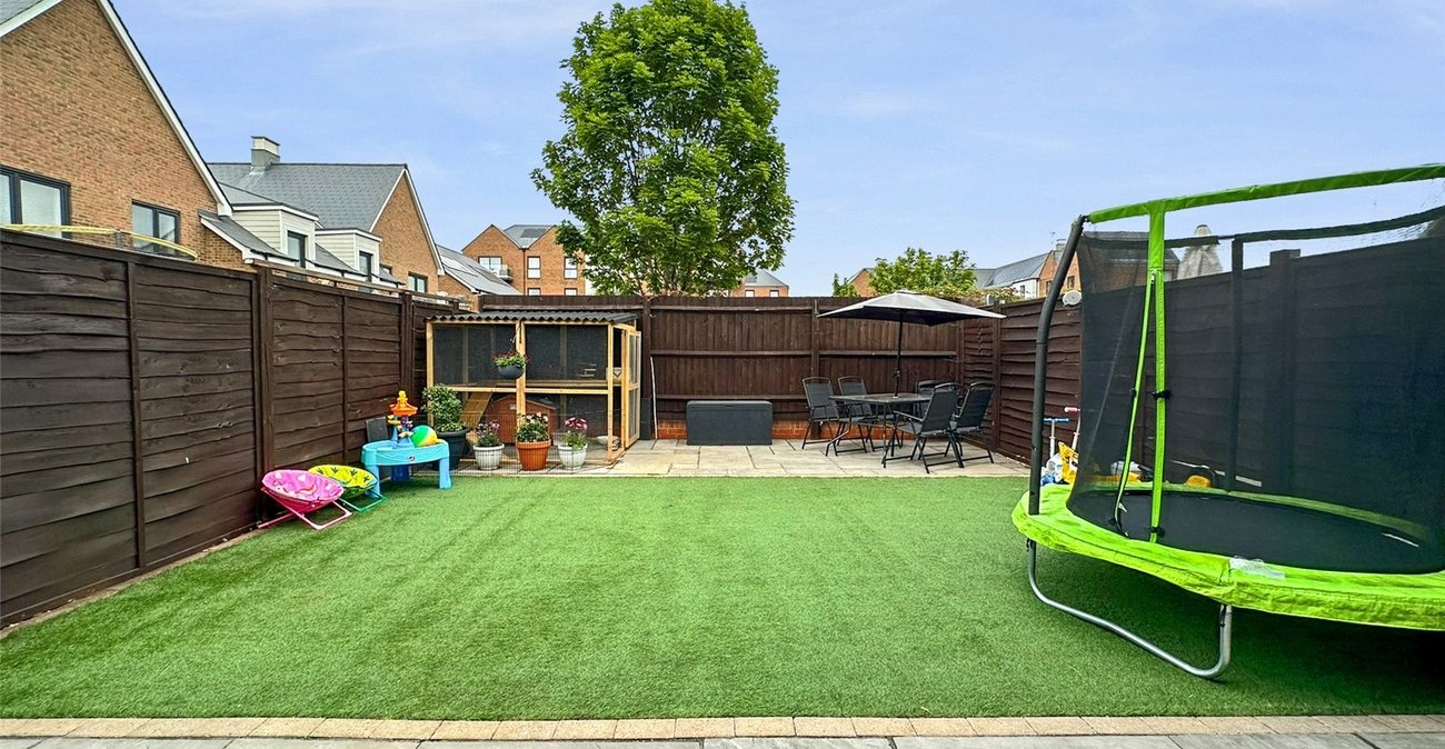 4 bedroom house for sale in Greenhithe | Robinson Jackson