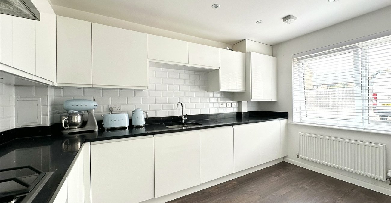 4 bedroom house for sale in Greenhithe | Robinson Jackson