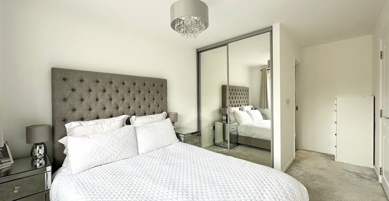 4 bedroom house for sale in Greenhithe | Robinson Jackson