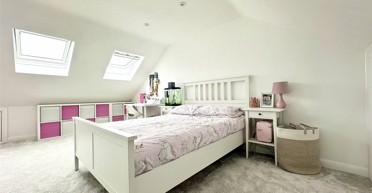 4 bedroom house for sale in Greenhithe | Robinson Jackson