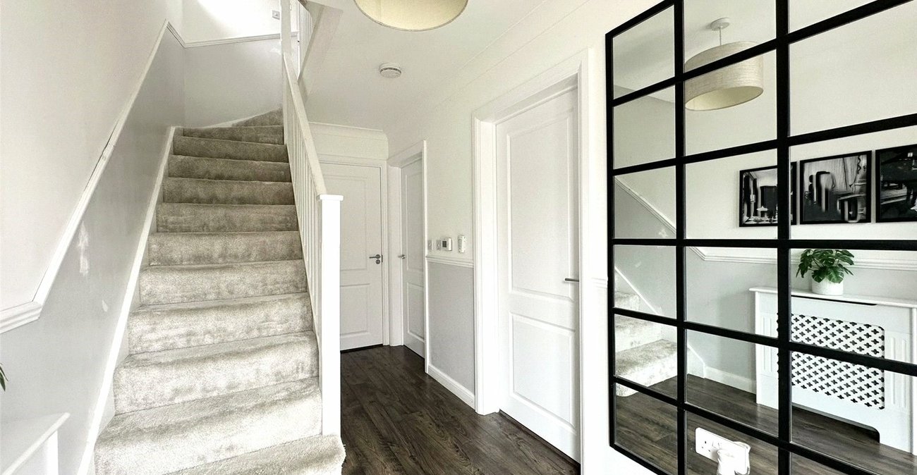 4 bedroom house for sale in Greenhithe | Robinson Jackson