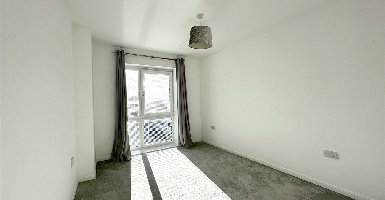 3 bedroom house for sale in Greenhithe | Robinson Jackson