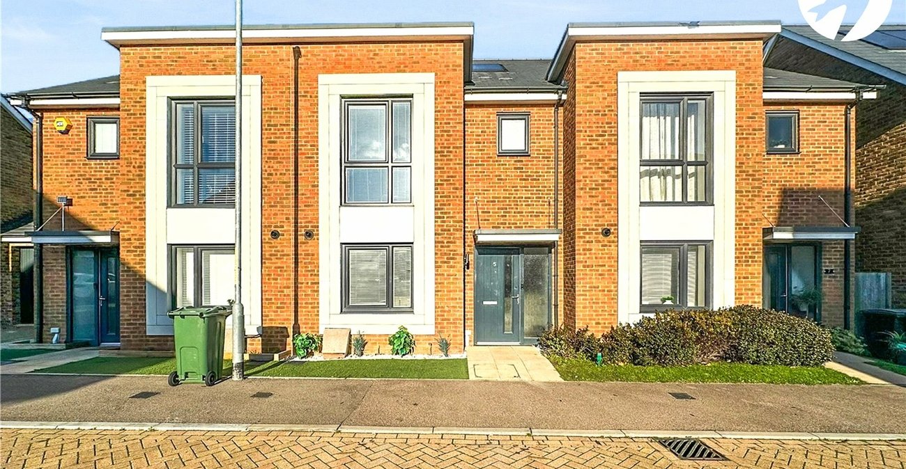 3 bedroom house for sale in Greenhithe | Robinson Jackson