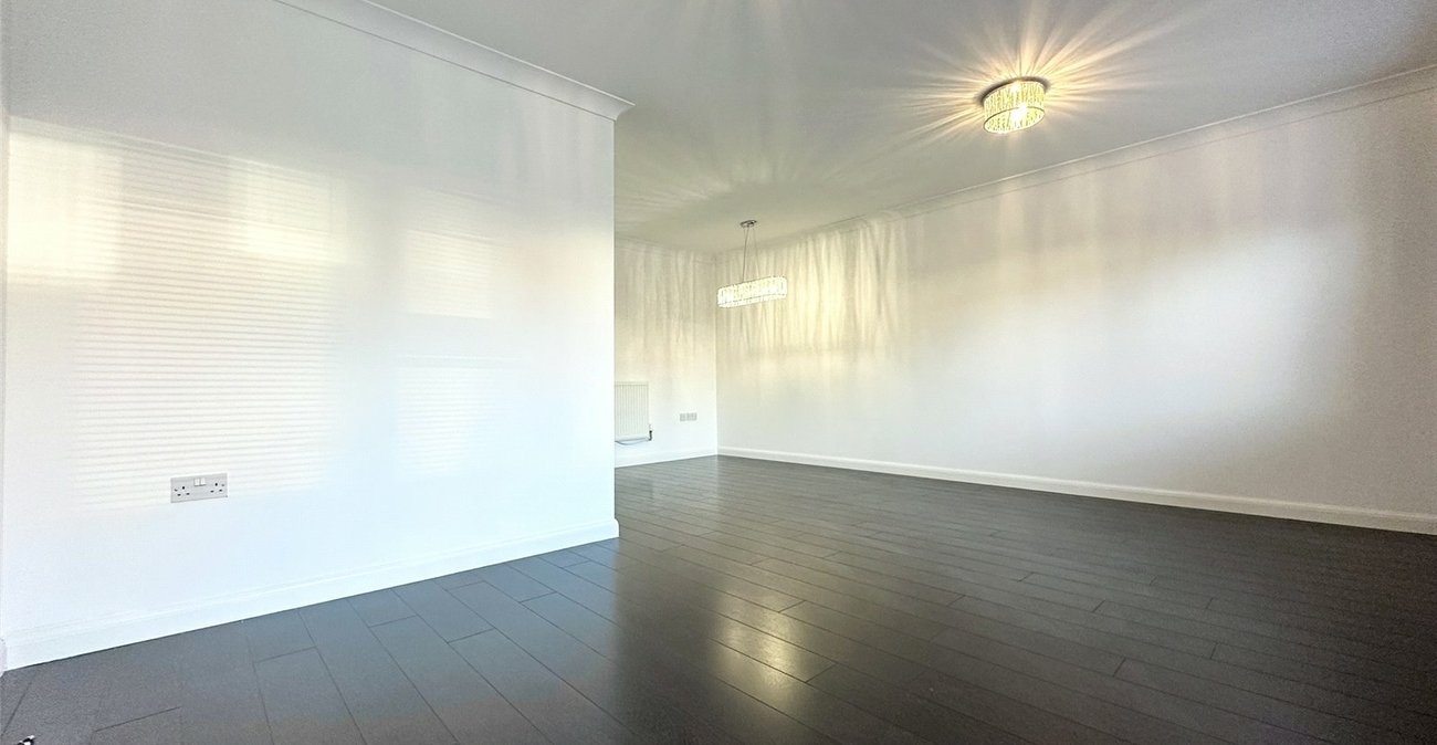 3 bedroom house for sale in Greenhithe | Robinson Jackson