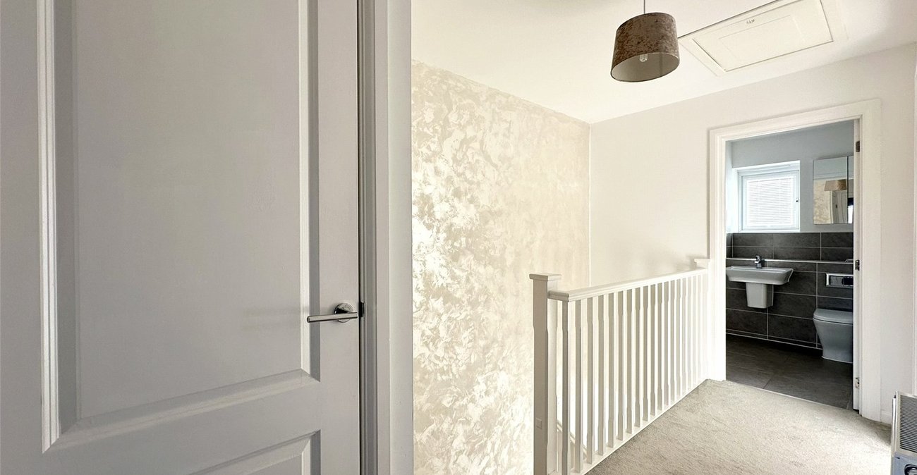 3 bedroom house for sale in Greenhithe | Robinson Jackson