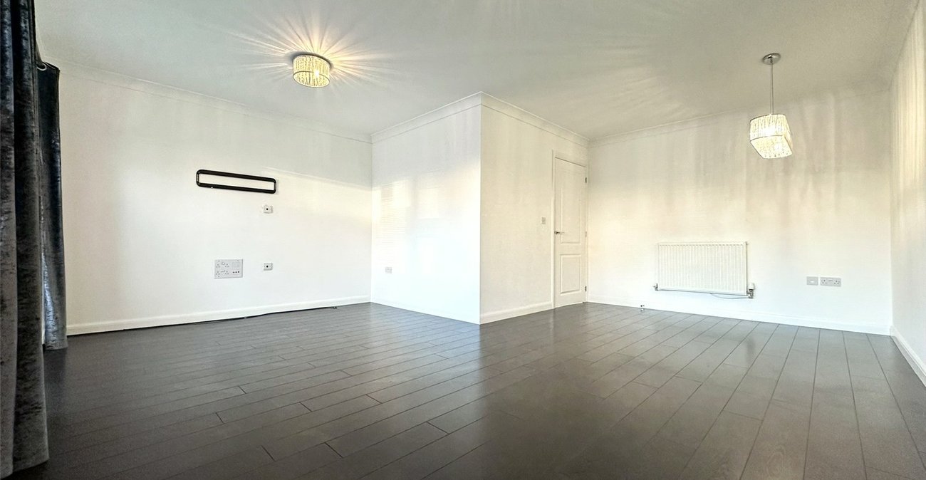 3 bedroom house for sale in Greenhithe | Robinson Jackson