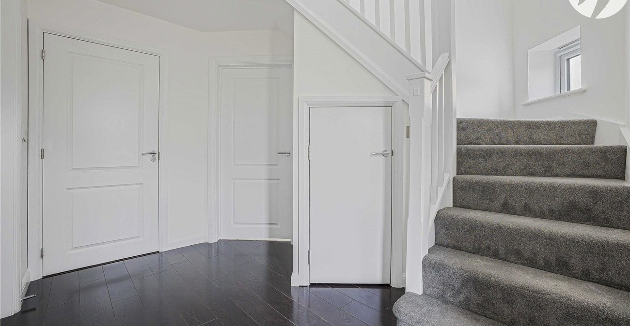 3 bedroom house for sale in Greenhithe | Robinson Jackson