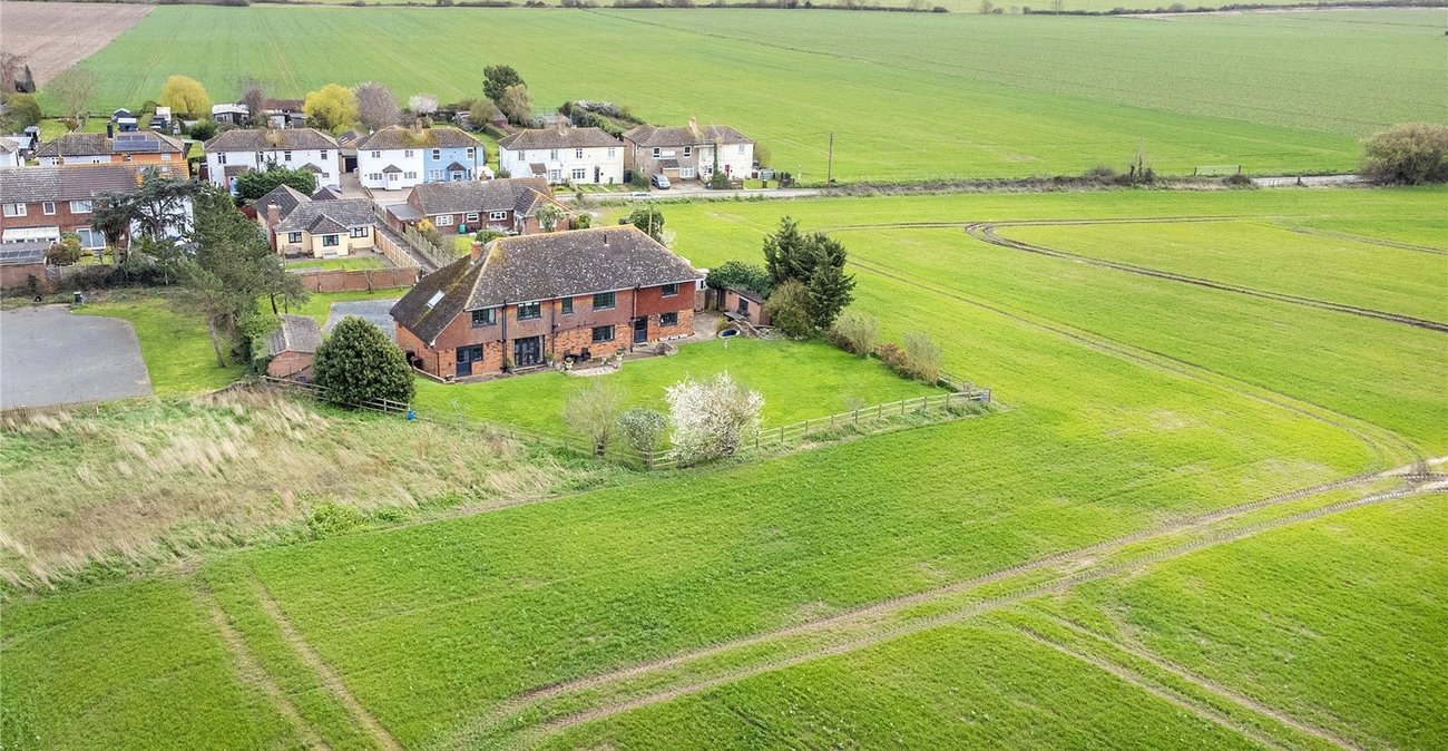 6 bedroom house for sale in Allhallows | Robinson Michael & Jackson