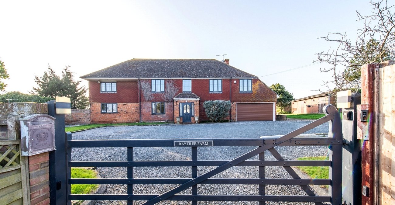 6 bedroom house for sale in Allhallows | Robinson Michael & Jackson