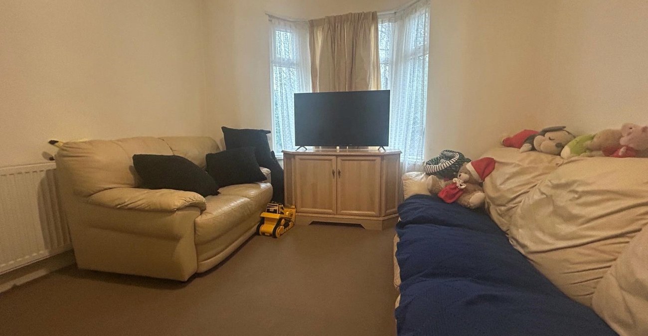 2 bedroom house for sale in Northfleet | Robinson Michael & Jackson