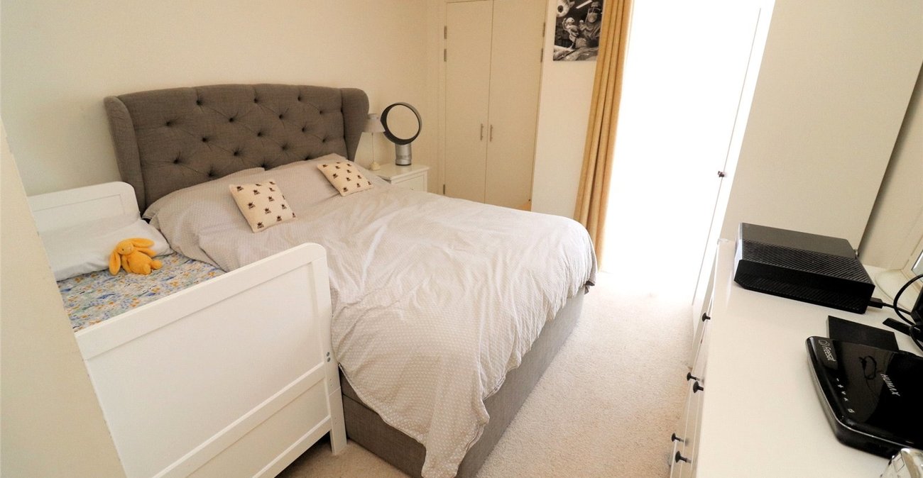 2 bedroom property for sale in Dell View Road | Robinson Jackson