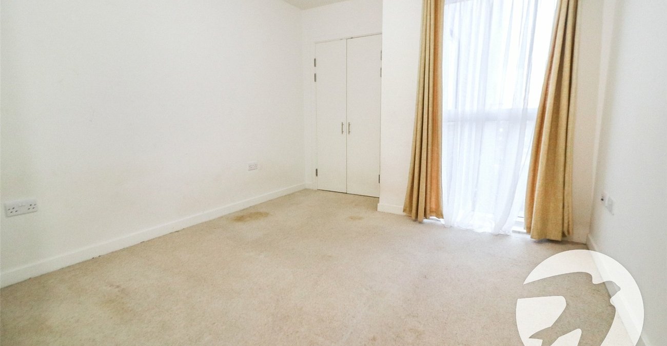 2 bedroom property for sale in Dell View Road | Robinson Jackson