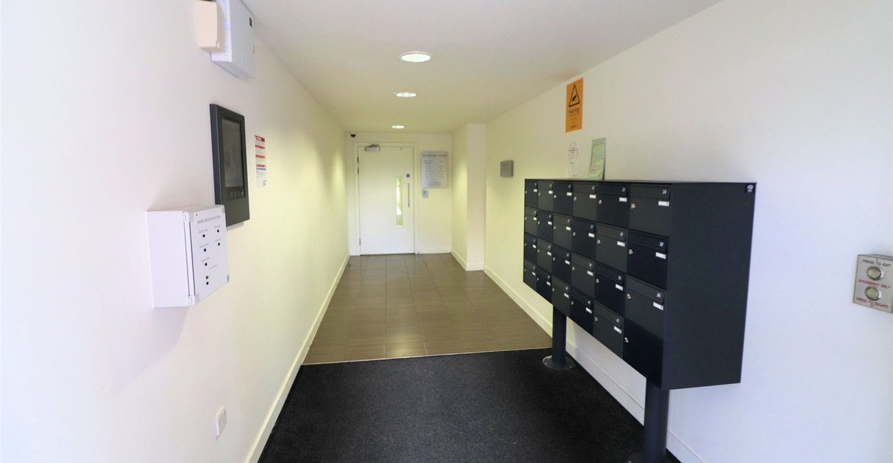 2 bedroom property for sale in Dell View Road | Robinson Jackson