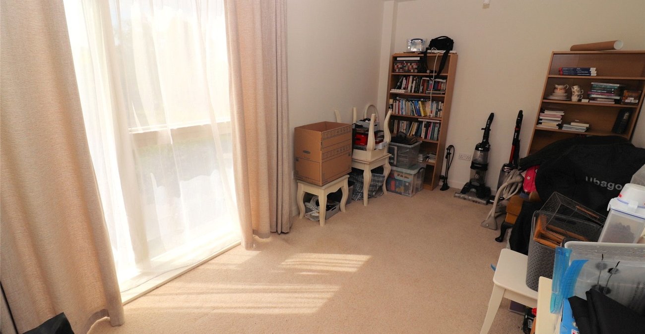 2 bedroom property for sale in Dell View Road | Robinson Jackson