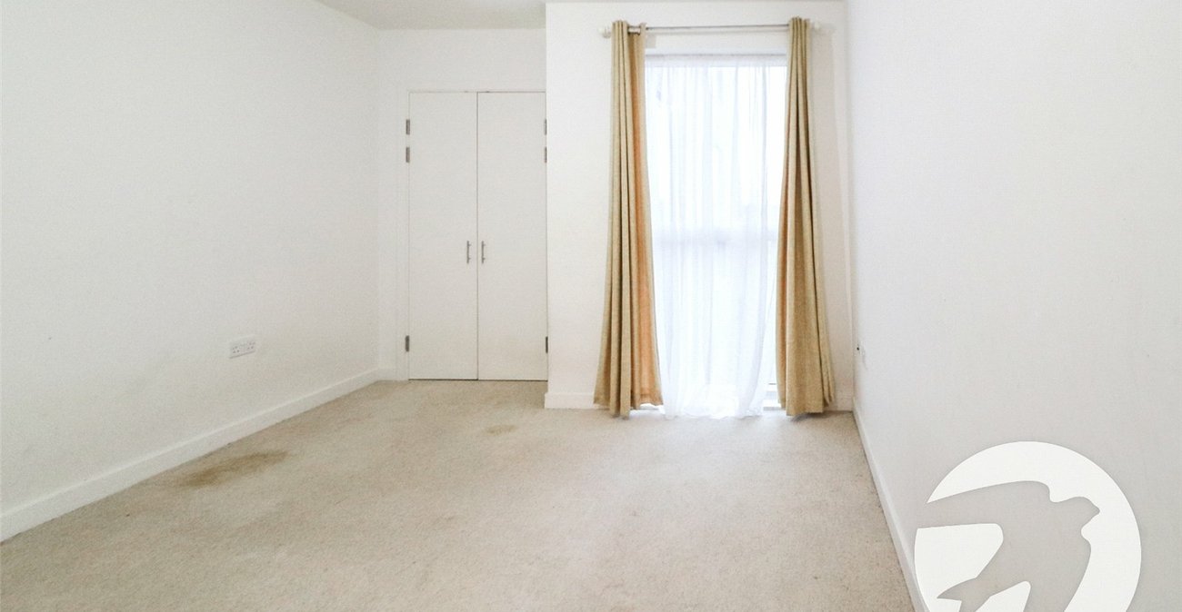 2 bedroom property for sale in Dell View Road | Robinson Jackson