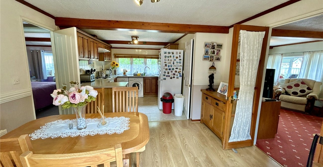 2 bedroom bungalow for sale in Old London Road | Robinson Jackson