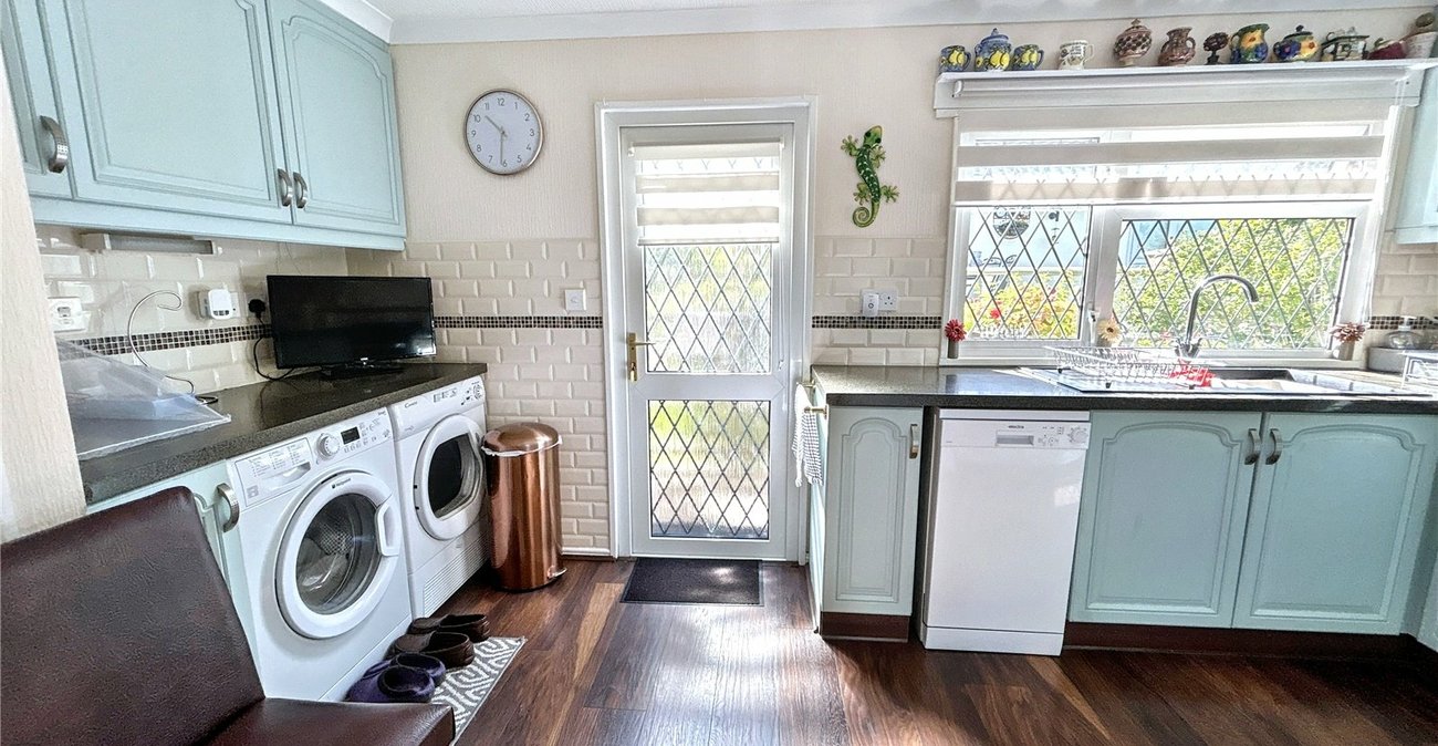 2 bedroom bungalow for sale in Old London Road | Robinson Jackson