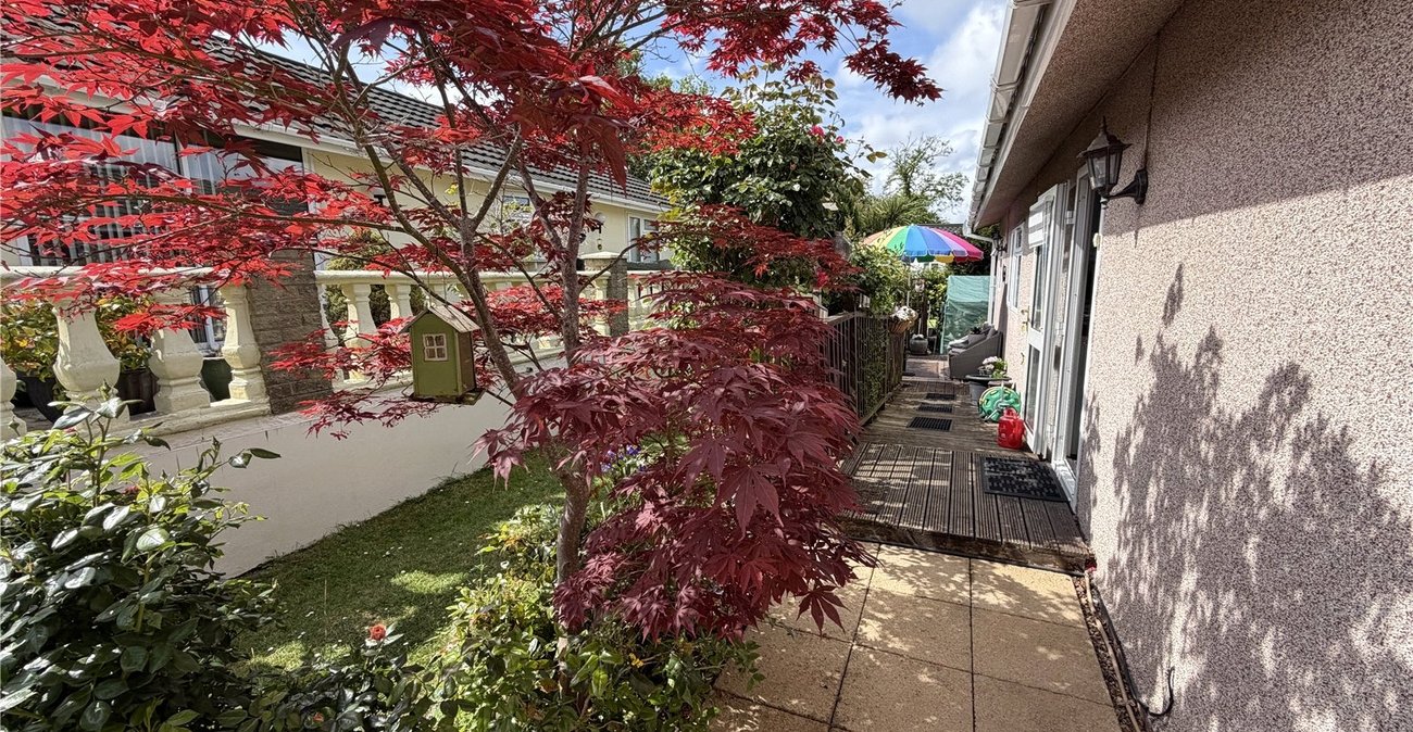 2 bedroom bungalow for sale in Old London Road | Robinson Jackson