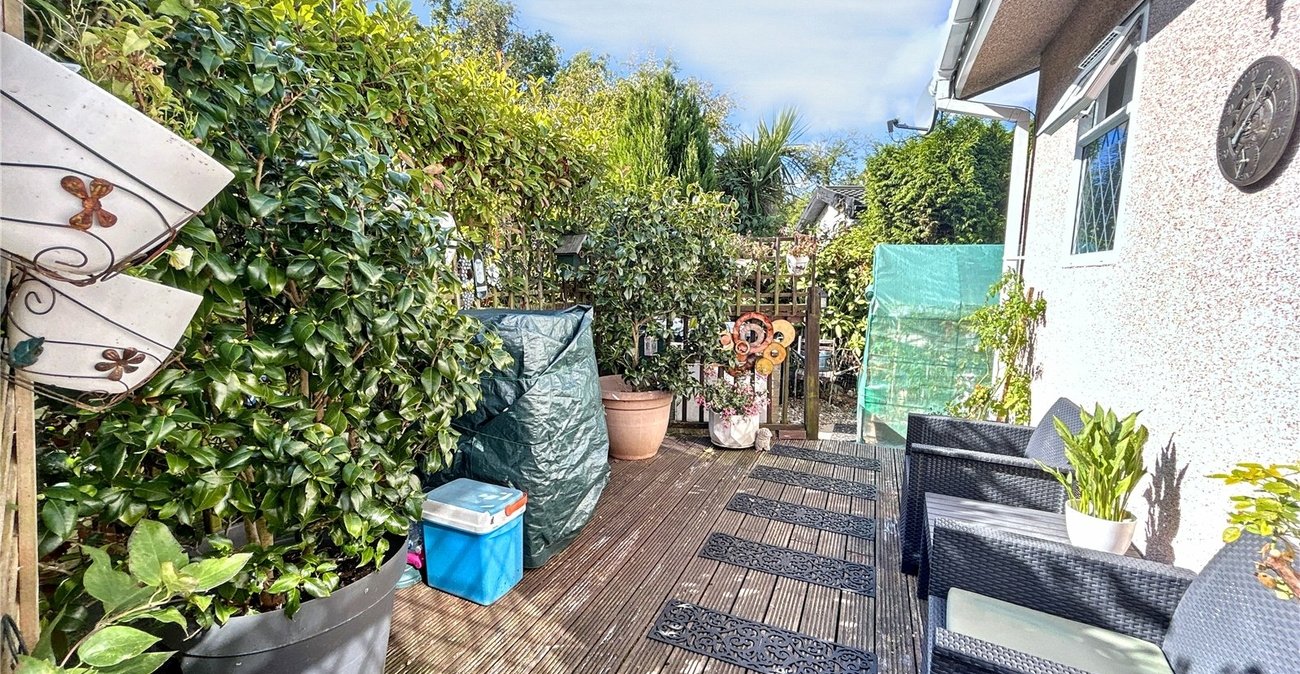 2 bedroom bungalow for sale in Old London Road | Robinson Jackson