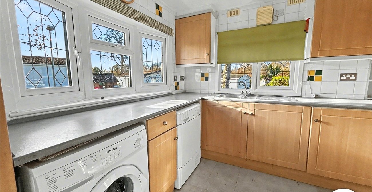 2 bedroom bungalow for sale in Old London Road | Robinson Jackson