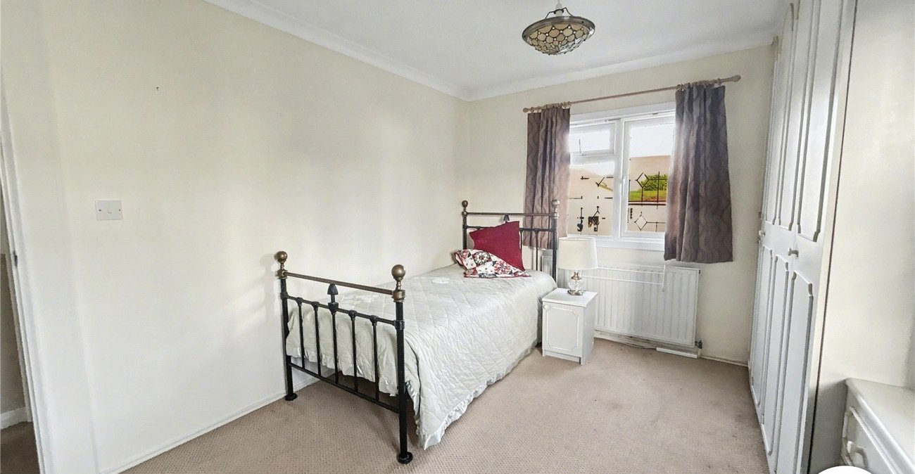 2 bedroom bungalow for sale in Old London Road | Robinson Jackson