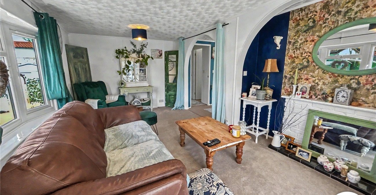 2 bedroom bungalow for sale in Old London Road | Robinson Jackson