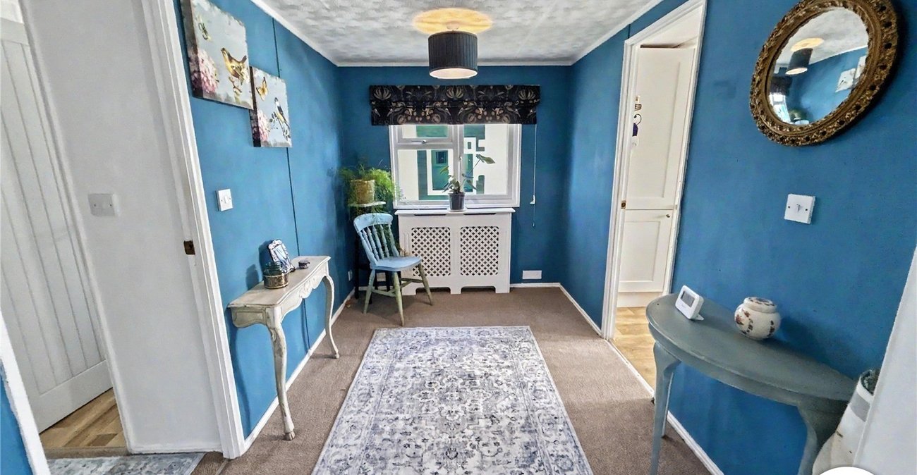 2 bedroom bungalow for sale in Old London Road | Robinson Jackson