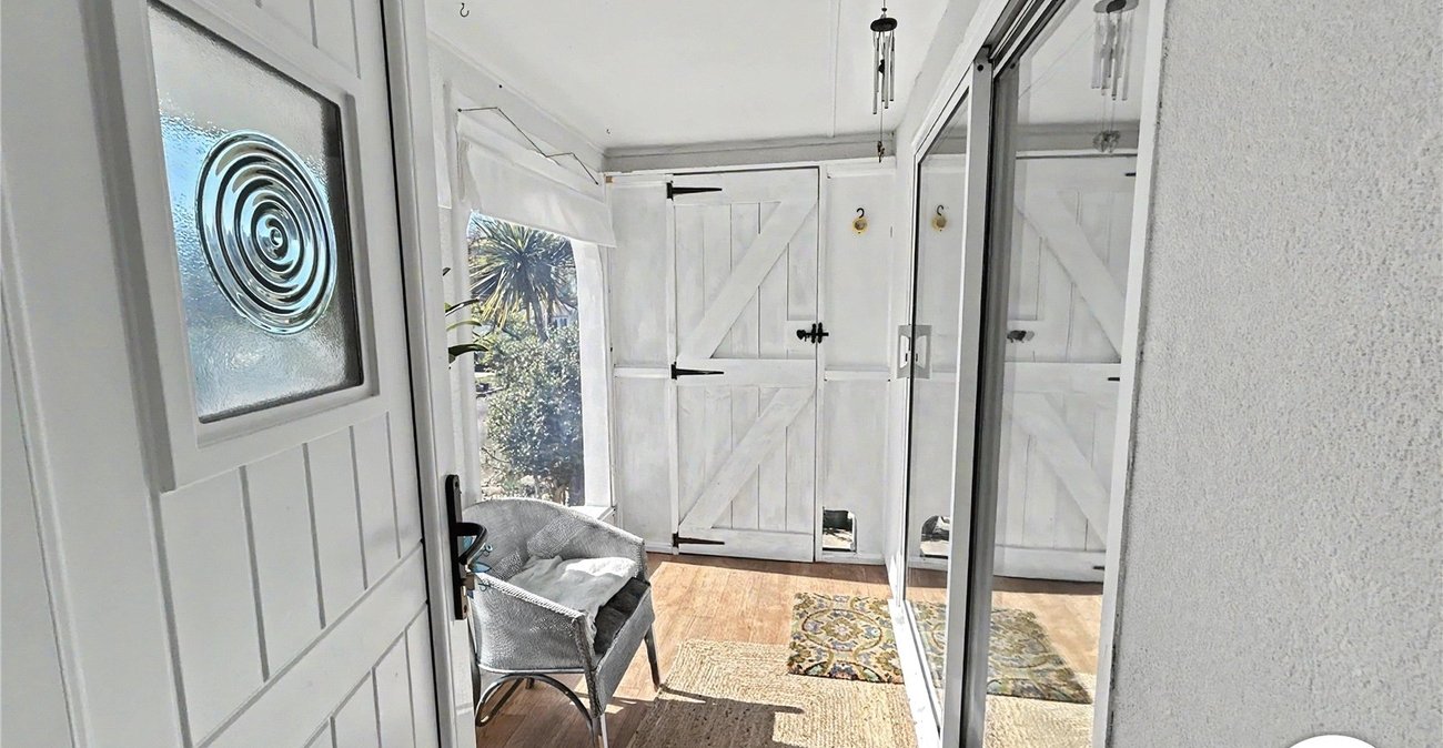 2 bedroom bungalow for sale in Old London Road | Robinson Jackson