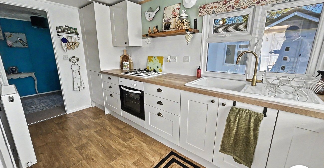 2 bedroom bungalow for sale in Old London Road | Robinson Jackson
