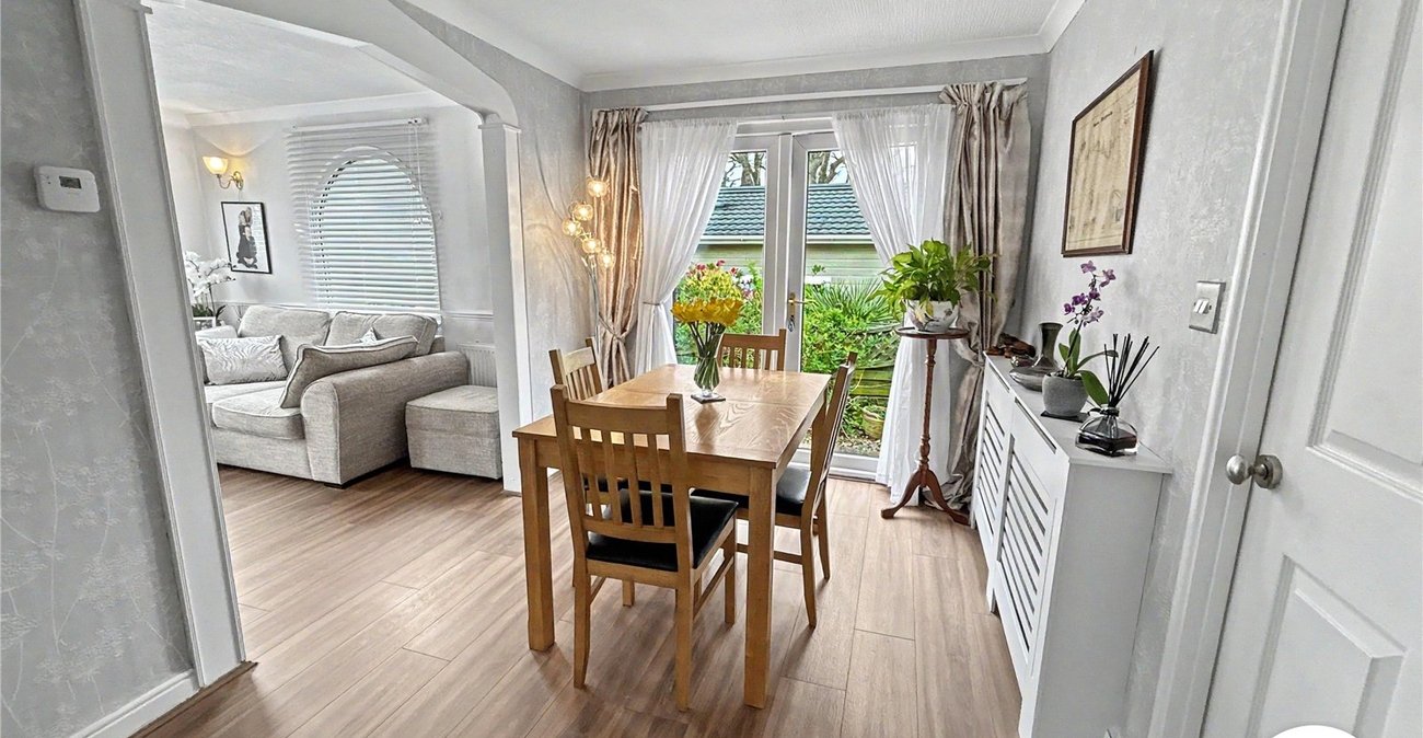 1 bedroom bungalow for sale in Old London Road | Robinson Jackson