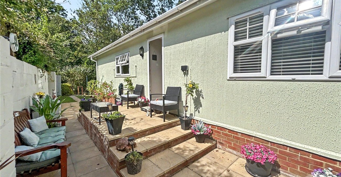 3 bedroom bungalow for sale in Old London Road | Robinson Jackson