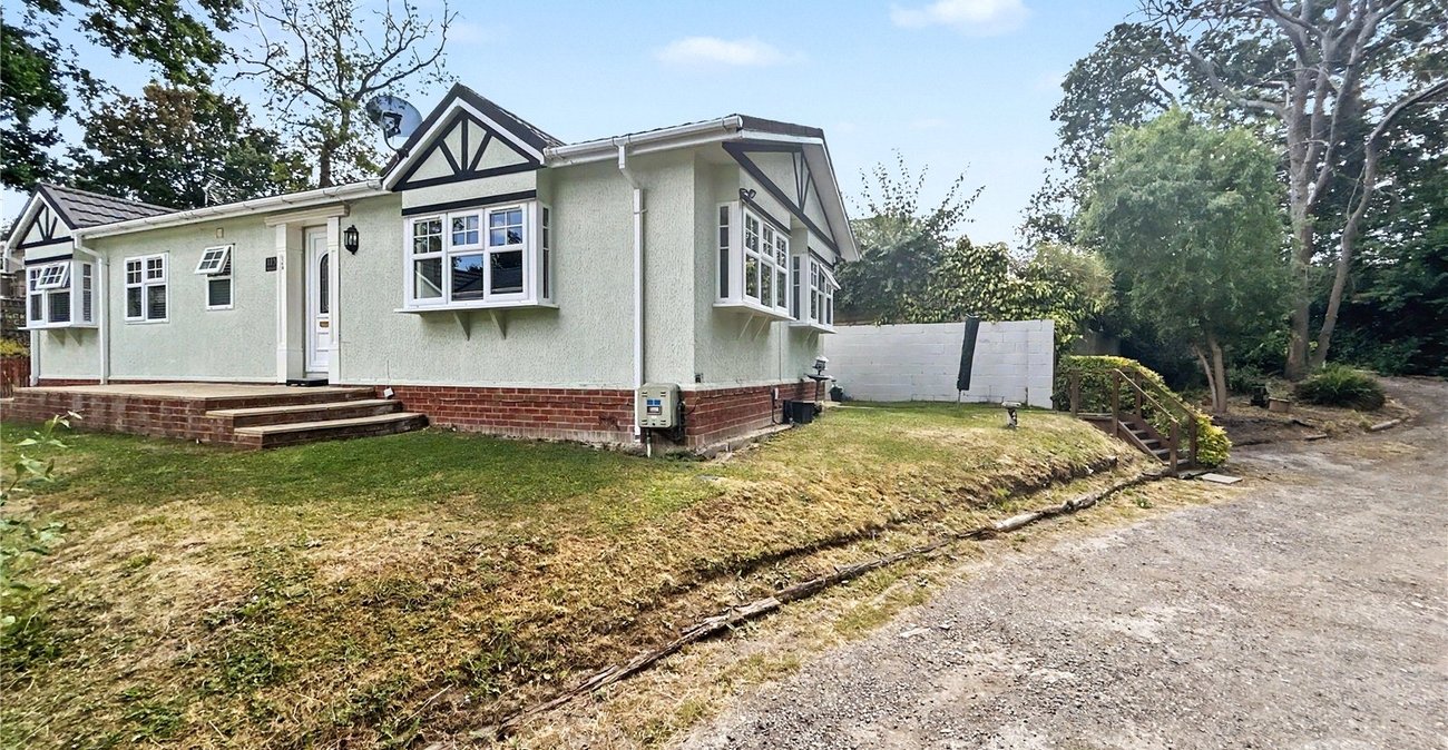 3 bedroom bungalow for sale in Old London Road | Robinson Jackson