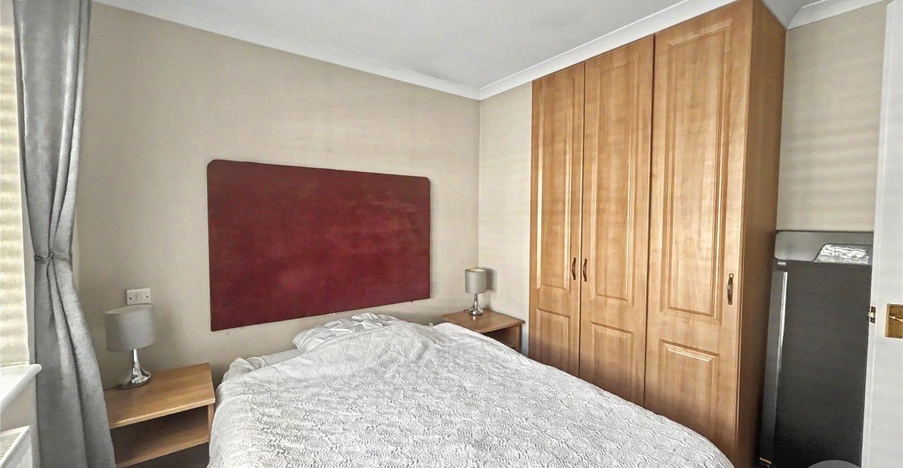3 bedroom bungalow for sale in Old London Road | Robinson Jackson