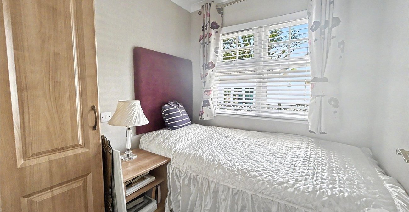 3 bedroom bungalow for sale in Old London Road | Robinson Jackson