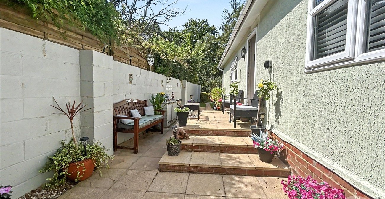 3 bedroom bungalow for sale in Old London Road | Robinson Jackson