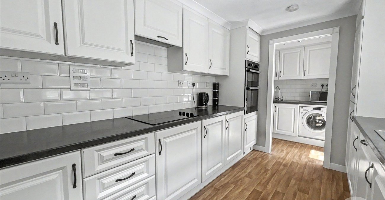3 bedroom bungalow for sale in Old London Road | Robinson Jackson
