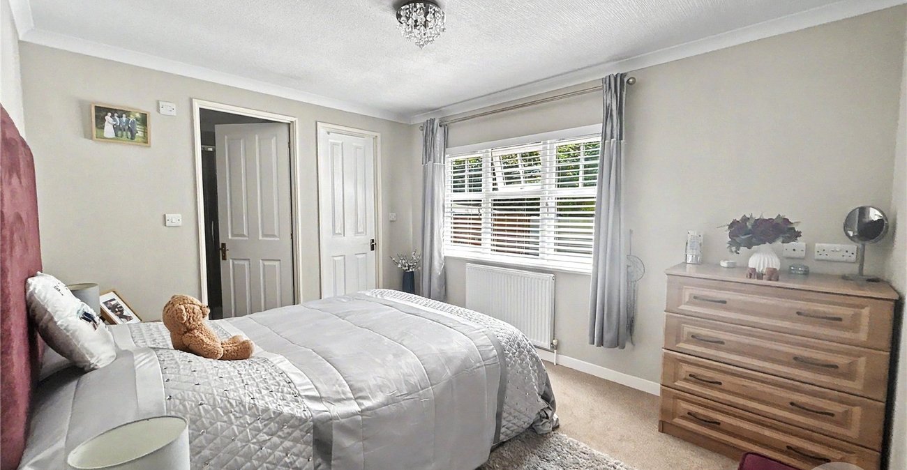 3 bedroom bungalow for sale in Old London Road | Robinson Jackson