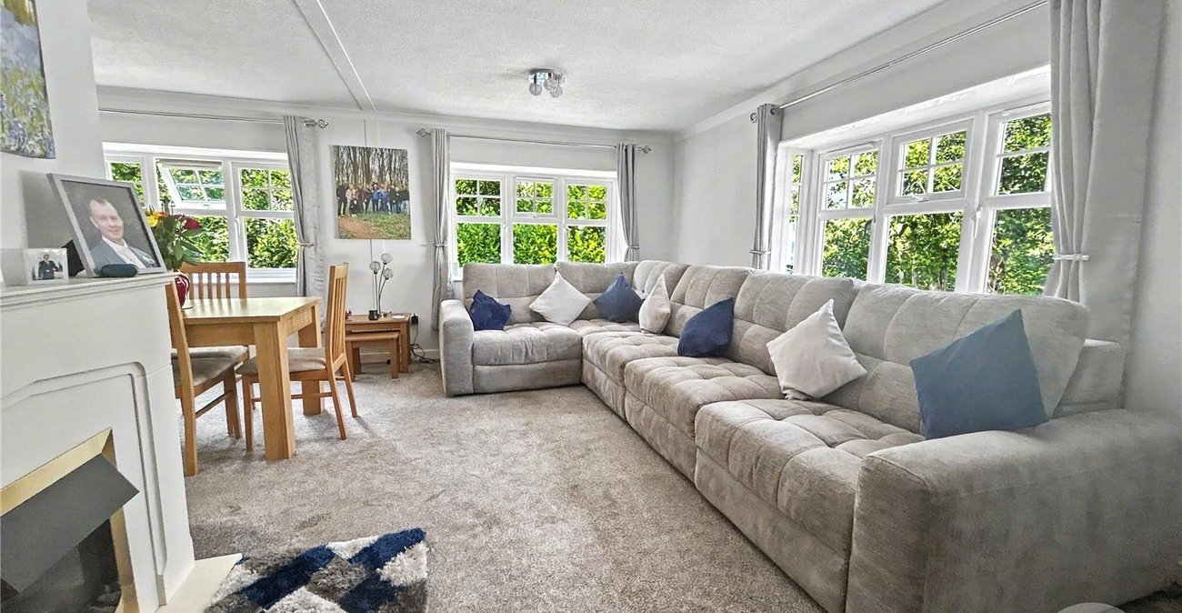 3 bedroom bungalow for sale in Old London Road | Robinson Jackson