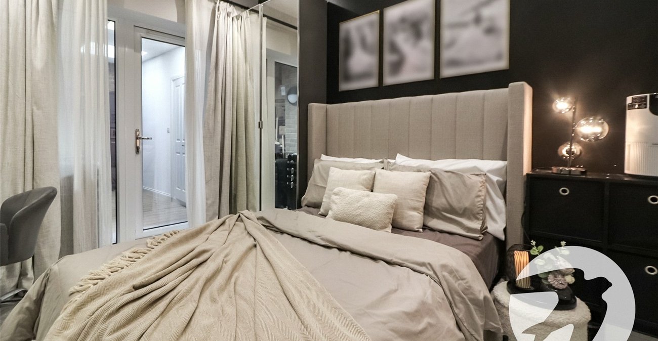 2 bedroom property for sale in The Quarry | Robinson Jackson