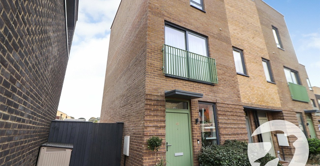 2 bedroom property for sale in The Quarry | Robinson Jackson