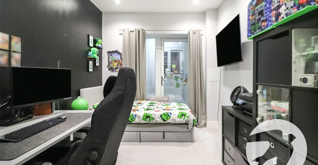 2 bedroom property for sale in The Quarry | Robinson Jackson