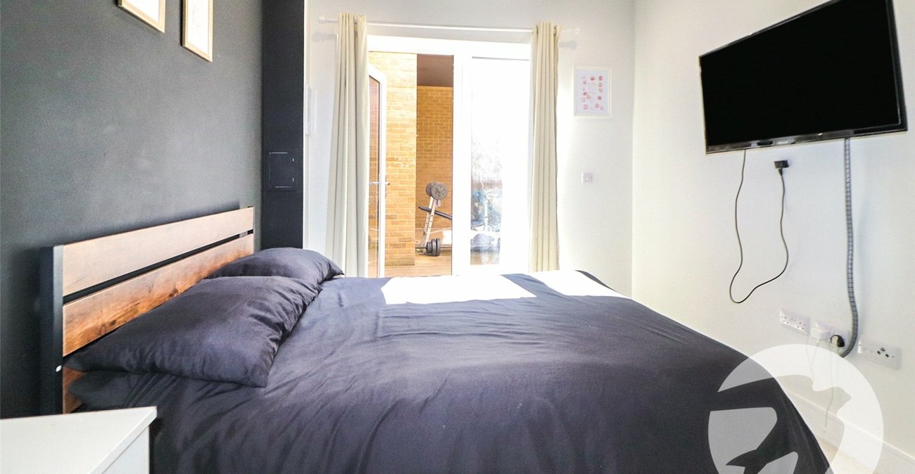 2 bedroom property for sale in Erith | Robinson Jackson