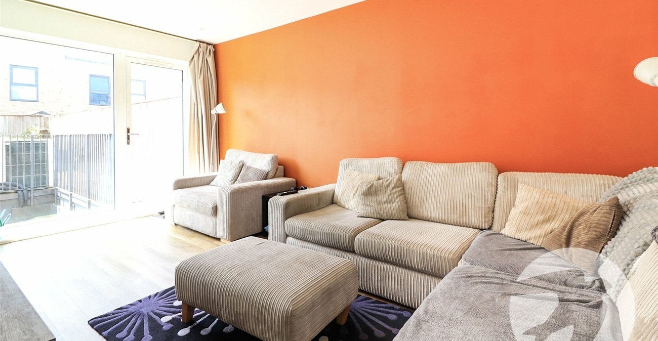 3 bedroom house for sale in Northumberland Heath | Robinson Jackson