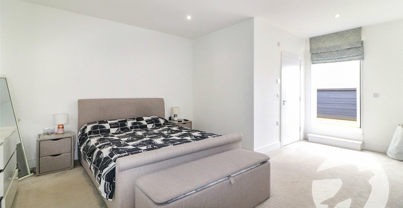 3 bedroom house for sale in Northumberland Heath | Robinson Jackson