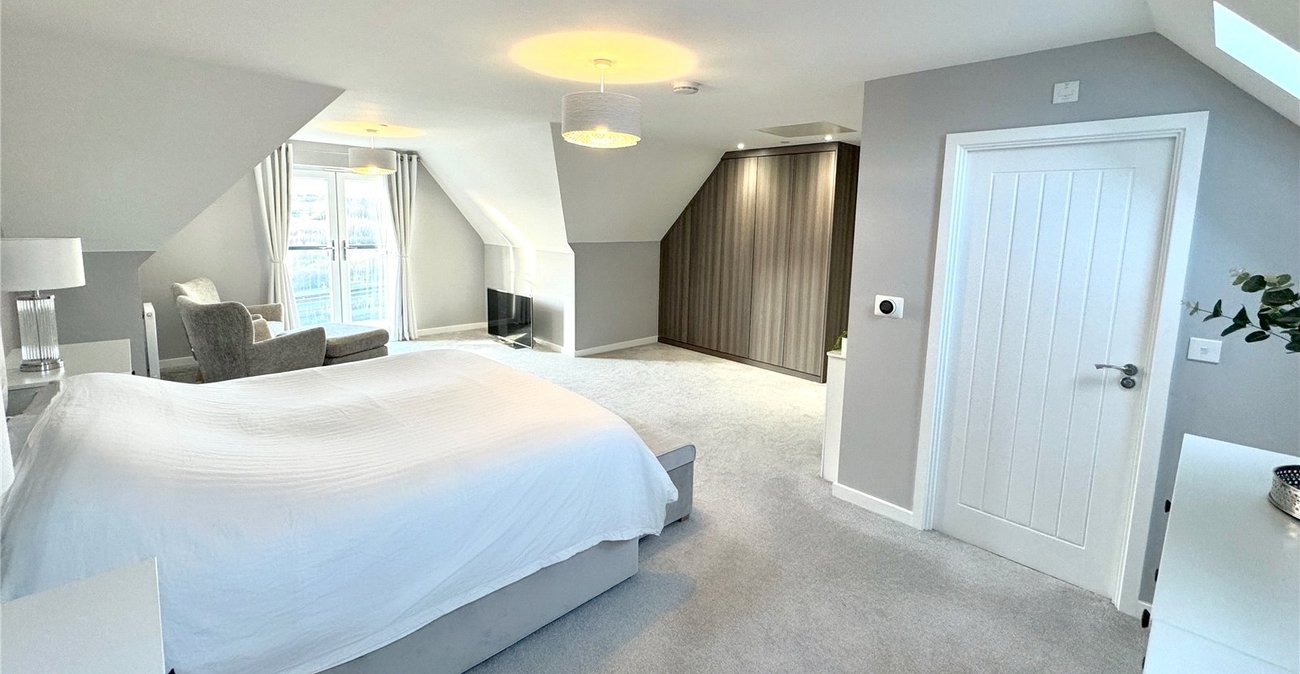 4 bedroom house for sale in Northfleet | Robinson Michael & Jackson